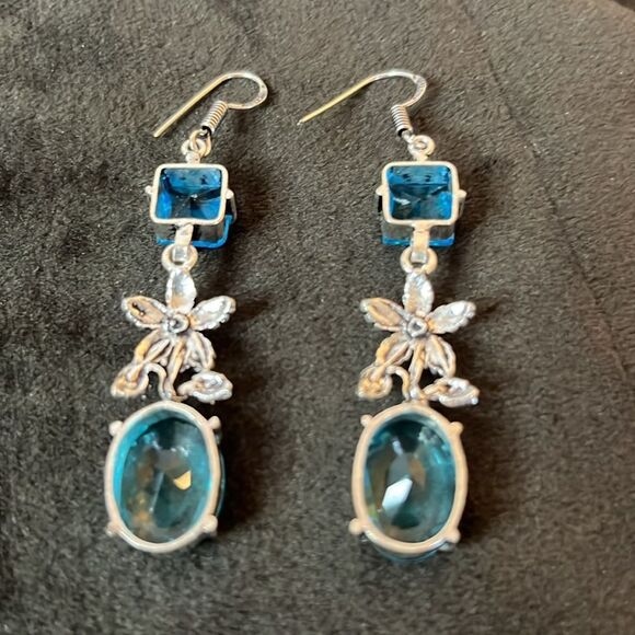NWT NATURAL SWISS BLUE TOPAZ FLORAL DANGLE EARRINGS 925 STERLING SILVER 2.1” - Picture 4 of 8